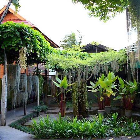 60 Blue House Hotel Chiang Mai Eksteriør billede